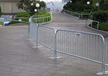 Tấm lưới thép carbon thấp hàng rào cho người đi bộ / kiểm soát đám đông rào chắn